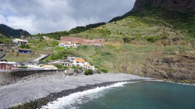 Bir bahar gününde Madeira manzaraları