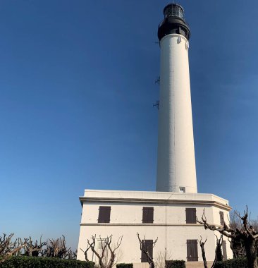 Very white building of the Biarritz lighthouse