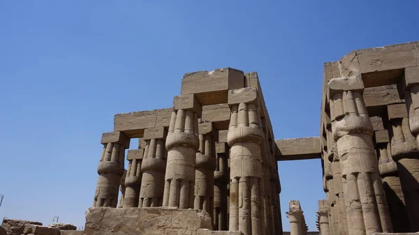 Luxor Egipto Julio 2022 Restaurador Arqueológico Templo Luxor Egipto — Foto de Stock