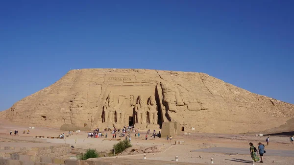 2022年7月14日 埃及阿布 辛贝尔 埃及纳赛尔湖畔阿布 辛贝尔神庙景观 — 图库照片