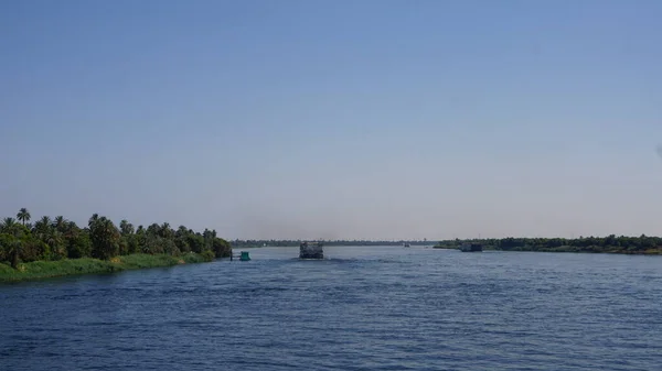 Nilfloden Egypten Juli 2022 Landskapet Kring Nilfloden Mellan Edfu Och — Stockfoto