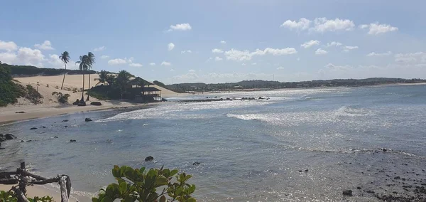 巴西北里约格朗德州纳塔尔沙丘公园旁边的Genipabu海滩景观 — 图库照片