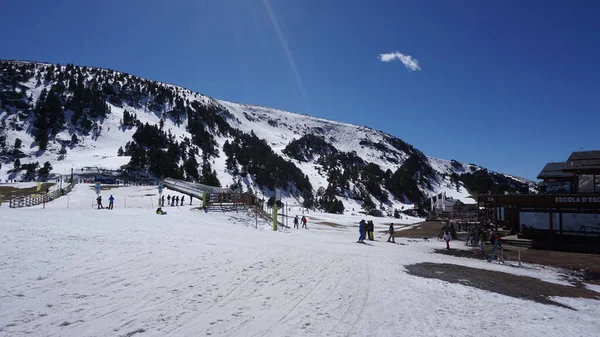 Soldeu Andorra April 2023 Skilandschaft Einem Skigebiet Andorra Einem Sonnigen — Stockfoto