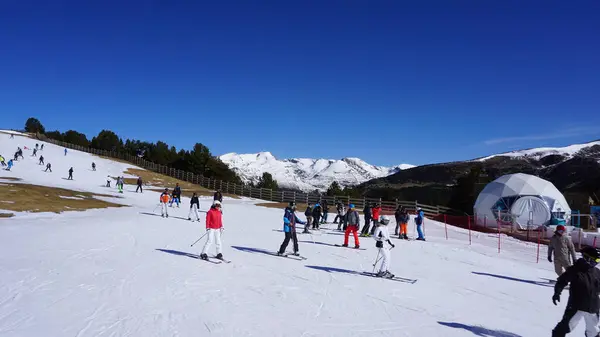Soldeu Grandvalira Andorra Nisan 2023 Güneşli Bir Paskalya Gününde Kar — Stok fotoğraf