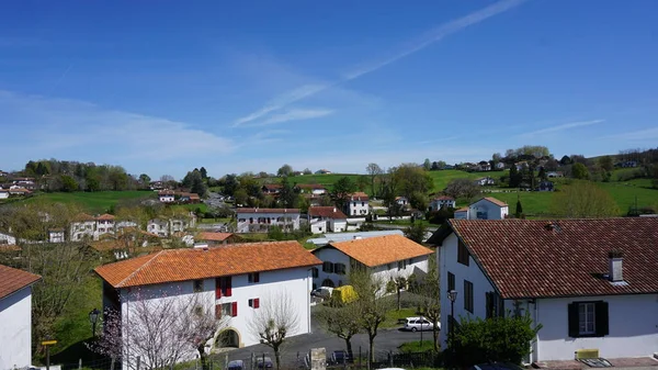 2023年4月7日フランス エスペレット ピーマンで有名なエスペレッタ村の風景 — ストック写真
