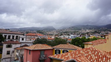 Bir bahar gününde Madeira manzarası