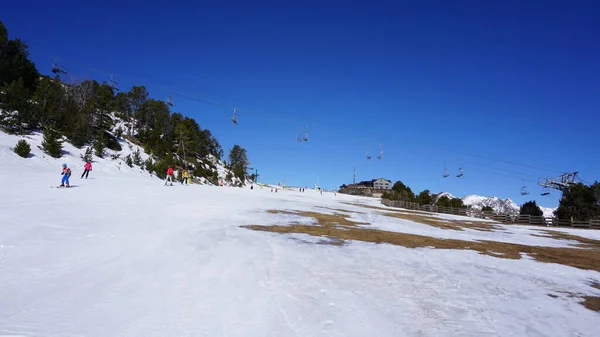 Grandvalira Andorra April 2023 Skilandschap Een Zonnige Dag Aan Het — Stockfoto