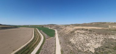 Ave treninden Aragon 'un tarımsal manzaraları