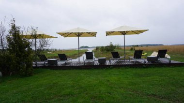 Estonya 'daki Muhu adasında kırsal alan.