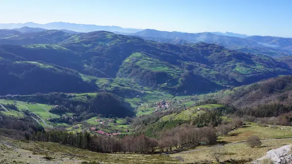 Paisagens Montanhosas Rurais Monte Ernio Gipuzkoa País Basco Inverno — Fotografia de Stock