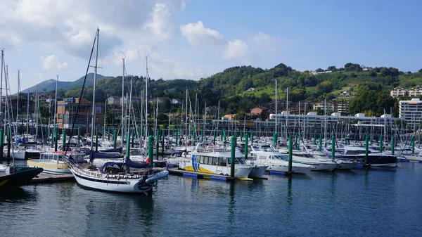 Hondarribia Guipzcoa Paesi Baschi Ottobre 2021 Barche Nel Porto Turistico — Foto Stock
