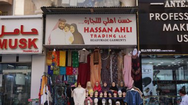 Dubai, Birleşik Arap Emirlikleri, 20 Ekim 2021: Dubai pazarında bir Ekim sabahı manzarası, Olgun Pazar