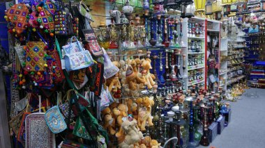 Dubai, Birleşik Arap Emirlikleri, 20 Ekim 2021: Dubai pazarında bir Ekim sabahı manzarası, Olgun Pazar