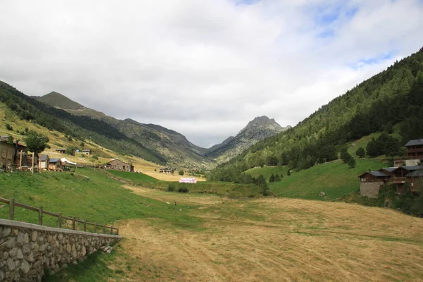 Land Und Gebirgslandschaft Incles Tal Andorra — Stockfoto