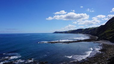Bask Ülkesi 'nde Zumaia' dan Deba 'ya giden GR121 rotasında kırsal alan ve doğa