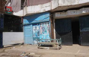 Edfu, Mısır, Afrika, Temmuz 23, 2022 Edfu şehrinin manzarası ve tanrı Horus 'un tapınağı.