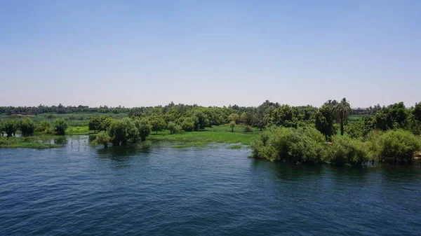 Edfu Dan Kom Ombo Giden Bir Gemiden Nil Nehrinin Manzarası — Stok fotoğraf