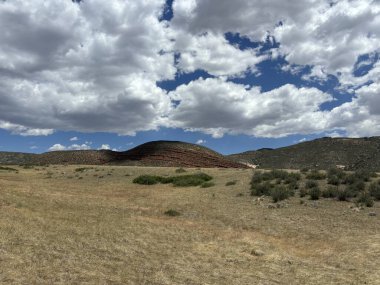 Dağlı güzel bir manzara.