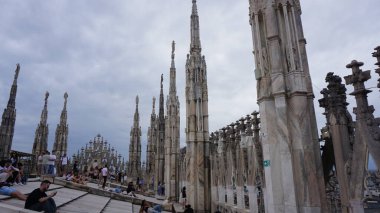 Milan, İtalya, 14 Haziran 2024: İtalya 'daki Milan Katedrali veya Duomo de Milan manzarası