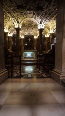 Milan, İtalya, 14 Haziran 2024: İtalya 'daki Milan Katedrali veya Duomo de Milan manzarası