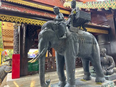 Wat Pha Lat ve Wat Phra 'nın Chiang Mai, Tayland, Asya' daki Doi Suthep tapınakları