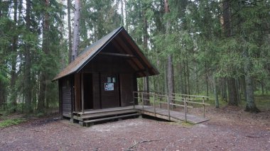 Lahemaa Ulusal Parkı, Tallinn, Estonya, 17 Mayıs 2023: Estonya, Avrupa 'daki Tallinn' den 70 km uzaklıktaki Lahemaa Ulusal Parkı 'nda doğa manzaraları