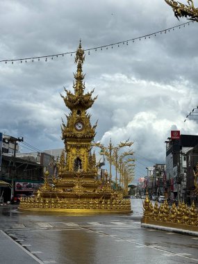 Chiang Rai 'nin merkezinde saat var.