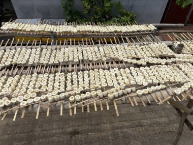 Piyasada bir sürü farklı pirinç türü var.