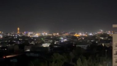 Şehrin gece manzarası