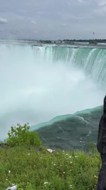 Niagara Şelalesinde Şelale