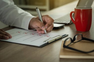 Kontrol Listesi Bildirimi Planlama Kavramı iş adamı yazar listesi anketi