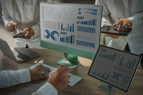 Keményen Dolgoznak Data Analytics Statisztika Információs Üzleti Technológia — Stock Fotó