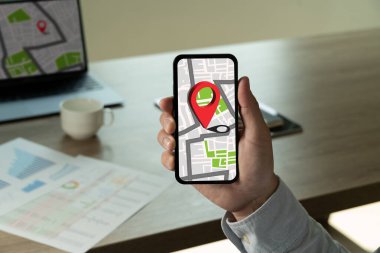 Seyir Haritası Çevrimiçi Alışveriş ve Yerel Dükkan Desteğiyle El Tutma Cep Telefonu