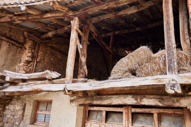 Camaleo (İspanya), 16 Haziran 2023. Santo Toribio de Lebana Manastırı. İçinde İsa 'nın öldüğü Haç' ın bilinen en büyük parçası olan Lignum Crucis 'in kalıntıları var..