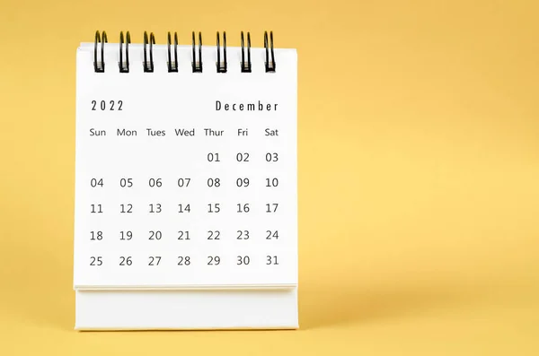 December 2022 Monthly Desk Calendar 2022 Year Yellow Background —  Fotos de Stock