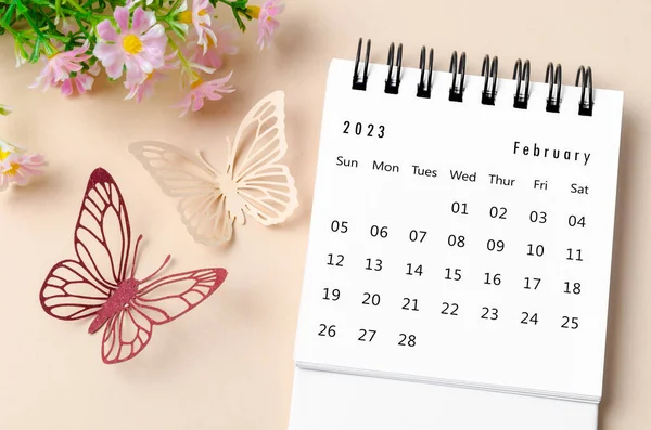 February 2023 Desk Calendar Organizer Plan Reminder Butterfly Paer Flower — Stock Photo, Image