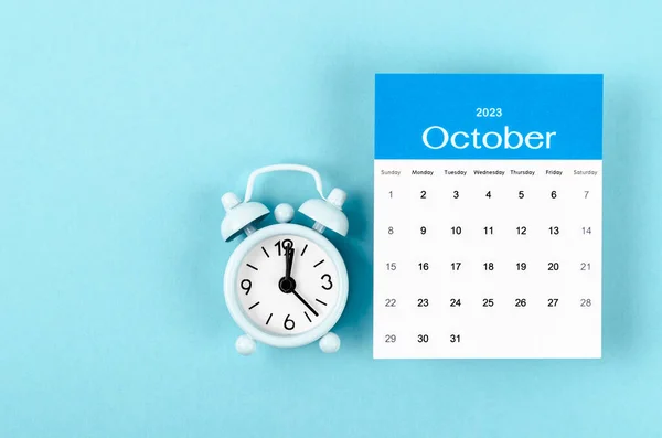 Outubro 2023 Calendário Mensal Para 2023 Ano Com Despertador Vintage — Fotografia de Stock