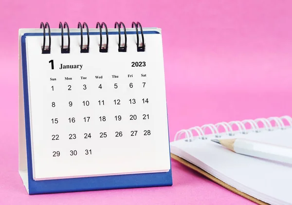 Ιανουάριος 2023 Μηνιαίο Ημερολόγιο Γραφείου Για 2023 Έτος Μολύβι Ροζ — Φωτογραφία Αρχείου
