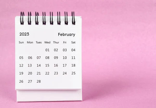 February 2023 Desk Calendar Pink Color Background — 图库照片