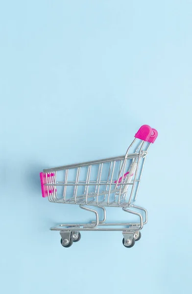 Shopping Cart Blue Background Business Shopping Concept — Stockfoto