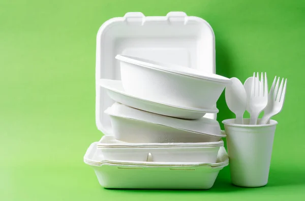 Product made from bagasse for container food, Box, bowl, spoon and drinking glass. cup The concept of using biodegradable materials.