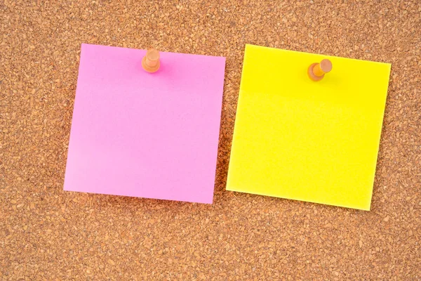Papel Nota Adhesivo Color Amarillo Rosa Blanco Chincheta Madera Sobre — Foto de Stock