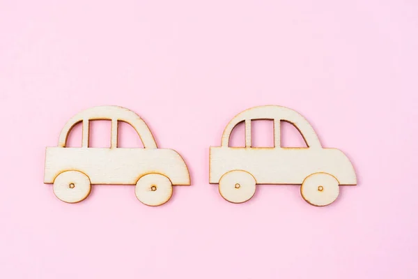 Drewniane Wykonane Stylu Retro Samochód Model Zabawki Rocznika Samochód Różowym — Zdjęcie stockowe
