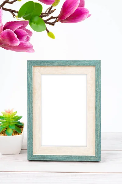Blank Picture Frame Magnolia Flower White Floor Copy Space Clipping — Stock Photo, Image