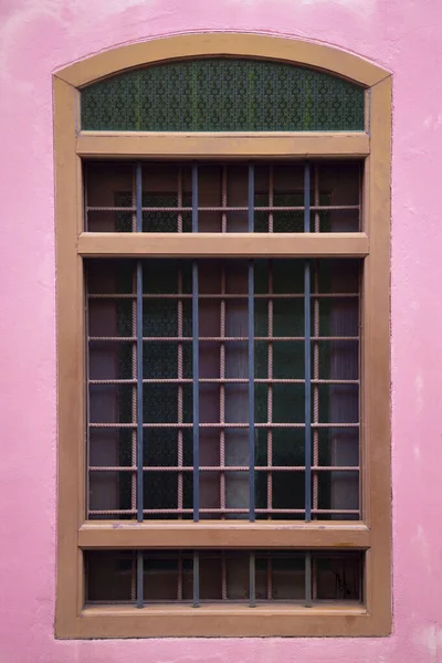 Mur Ciment Couleur Rose Avec Vieille Fenêtre Détail Architecture Maison — Photo