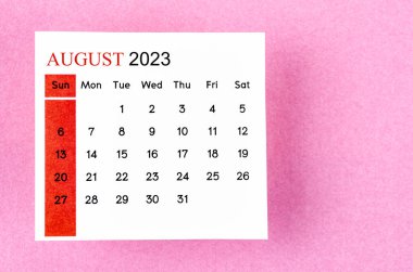 2023 Ağustos takvimine göre sarı arka planda 2023 yılı.