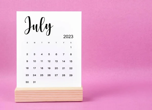 Ιούλιος 2023 Μηνιαίο Ημερολόγιο Γραφείου Για 2023 Έτος Ροζ Φόντο — Φωτογραφία Αρχείου