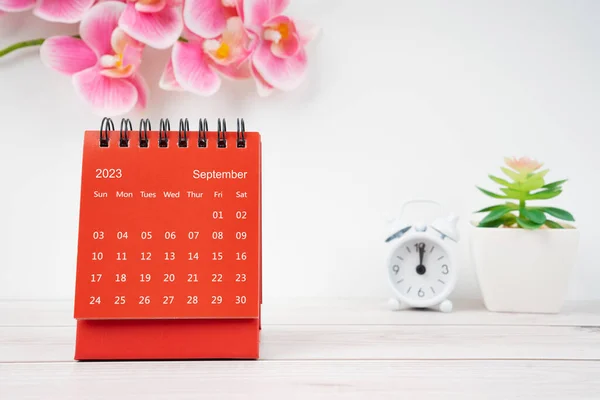 Calendario Rojo Septiembre 2023 Calendario Escritorio Para Año 2023 Orquídea — Foto de Stock