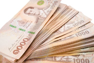 Tayland banknotunda Tayland Kralı imajı var. 1000 Tayland bahtı. Tayland para birimi konseptlerinin banknotu.