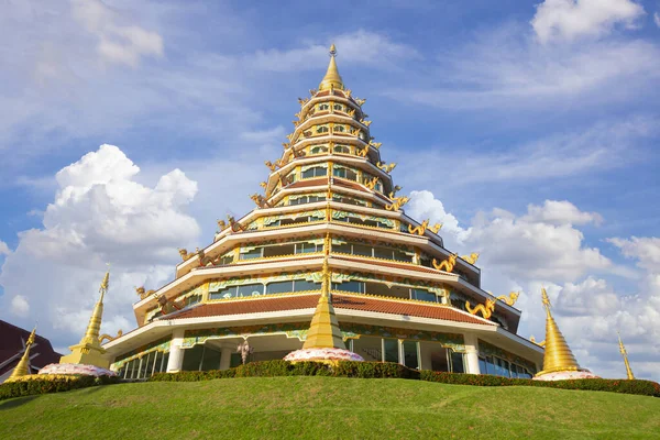 Wat Huai Pla Kang Tapınağı (Çin tapınağı) Chiang Rai, Tayland